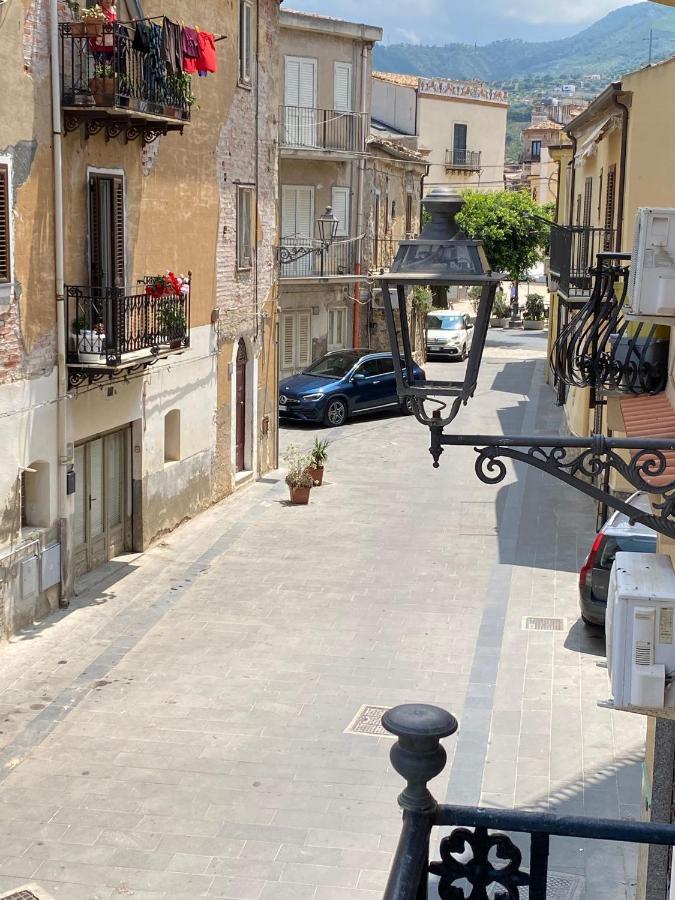 La Torre Apartment Santo Stefano di Camastra Exterior photo