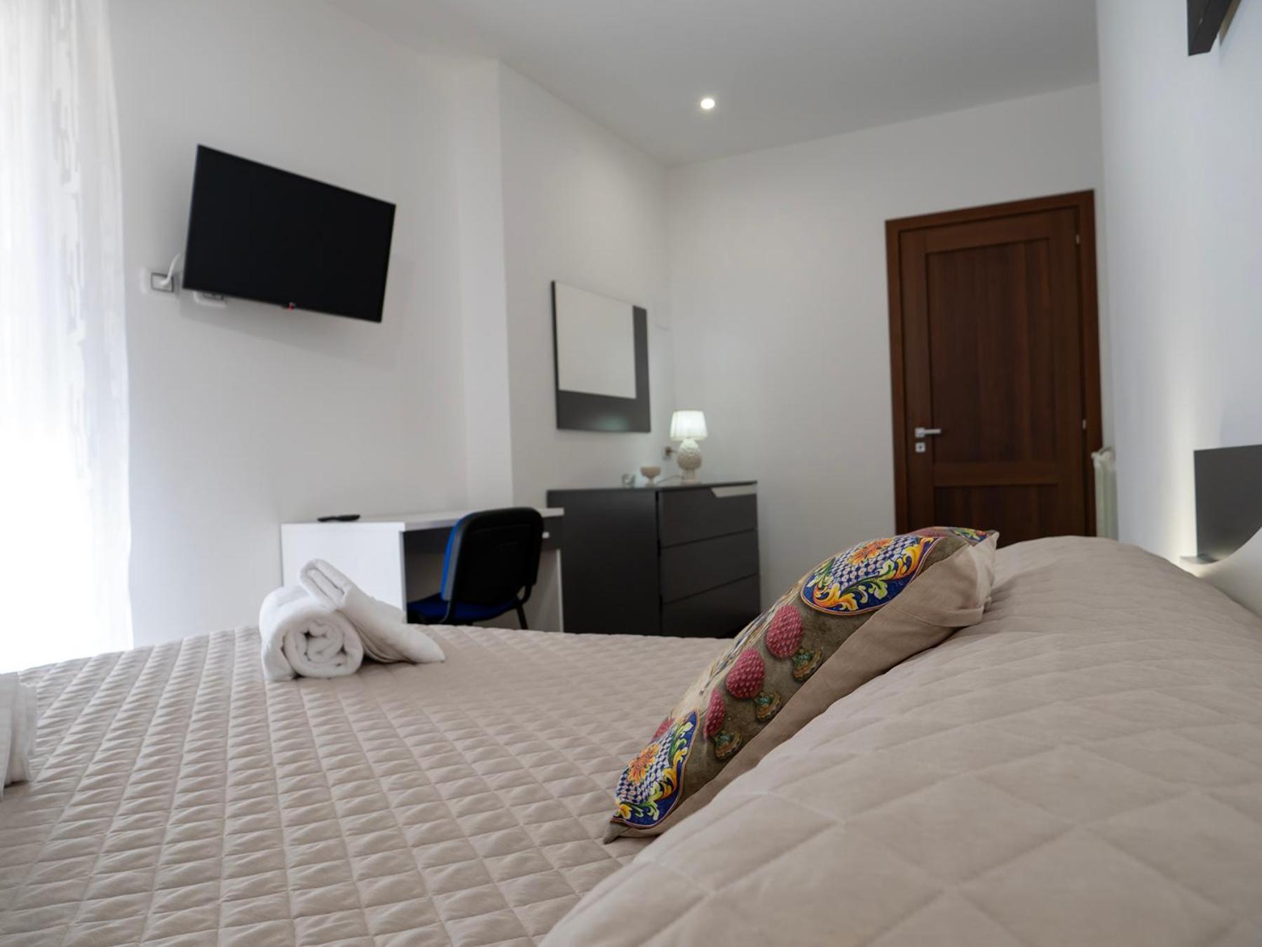 La Torre Apartment Santo Stefano di Camastra Exterior photo